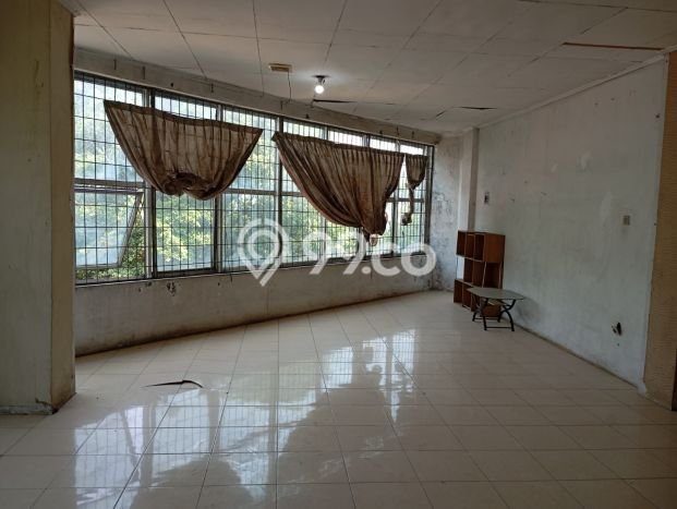 Unit Ruko Dijual di Jakarta Utara LT 98m2 & LB 330m2 Unit Ruko Dijual di Jakarta Utara LT 98m2 & LB 330m2