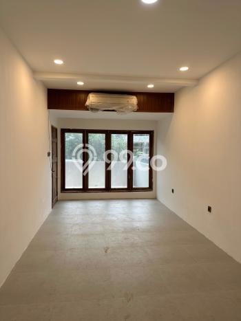 Dijual Rumah Elit Exclusive di Kebon Jeruk, Jakarta Barat Dijual Rumah Elit Exclusive di Kebon Jeruk, Jakarta Barat