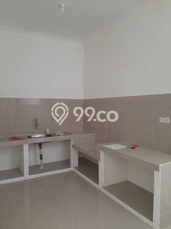 Rumah Modern LT 90m² Terawat di Kompleks Perumahan Duri Kosambi, Jakarta Barat Rumah Modern LT 90m² Terawat di Kompleks Perumahan Duri Kosambi, Jakarta Barat