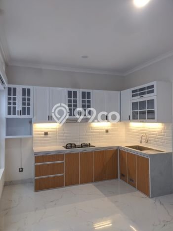 RECOMMENDED! Rumah di BSD Delatinos, 4 KT, Area Premium, Luas 144m² Bangunan 260m² RECOMMENDED! Rumah di BSD Delatinos, 4 KT, Area Premium, Luas 144m² Bangunan 260m²