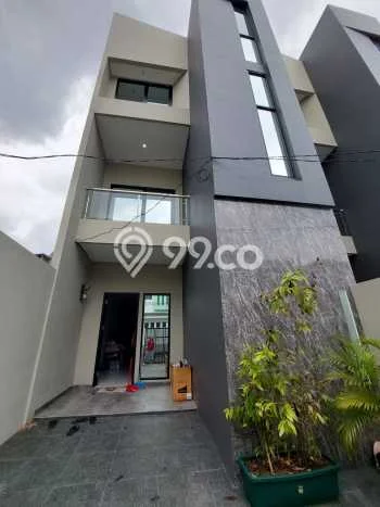 Dijual Rumah Premium dengan Fasilitas Sekitar Komplit di Kebon Jeruk, Jakarta Barat Dijual Rumah Premium dengan Fasilitas Sekitar Komplit di Kebon Jeruk, Jakarta Barat
