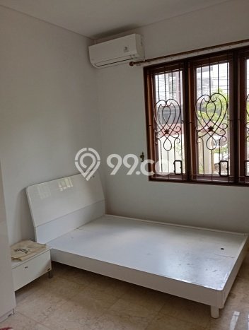 HUNIAN PREMIUM! Rumah kawasan Puri Indah, 4 KT, Area Berkembang, Luas 200m² LB 350m² HUNIAN PREMIUM! Rumah kawasan Puri Indah, 4 KT, Area Berkembang, Luas 200m² LB 350m²