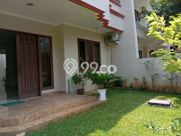 HUNIAN PREMIUM! Rumah kawasan Puri Indah, 4 KT, Area Berkembang, Luas 200m² LB 350m² HUNIAN PREMIUM! Rumah kawasan Puri Indah, 4 KT, Area Berkembang, Luas 200m² LB 350m²