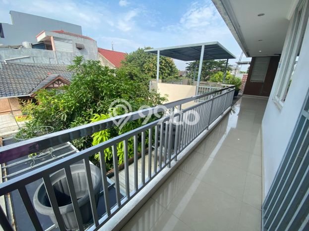 Hunian Elit LB 350m2 Siap Huni Desain Elegan di Duta Garden, Tangerang Hunian Elit LB 350m2 Siap Huni Desain Elegan di Duta Garden, Tangerang