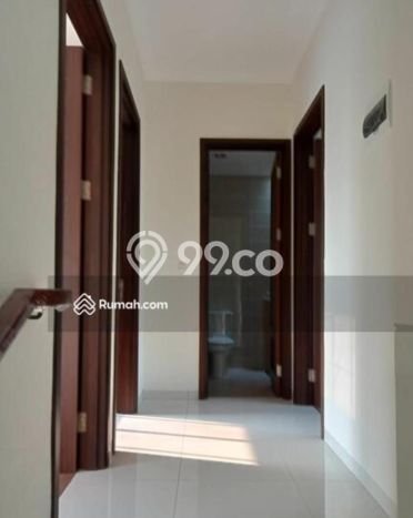 Rumah Strategis area , Akses ke Tangerang, Tangerang - LT 137m2m² Rumah Strategis area , Akses ke Tangerang, Tangerang - LT 137m2m²