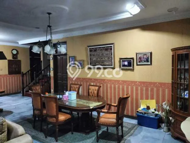 Rumah Elit Modern Siap Huni di Rawamangun Jakarta Timur Rumah Elit Modern Siap Huni di Rawamangun Jakarta Timur
