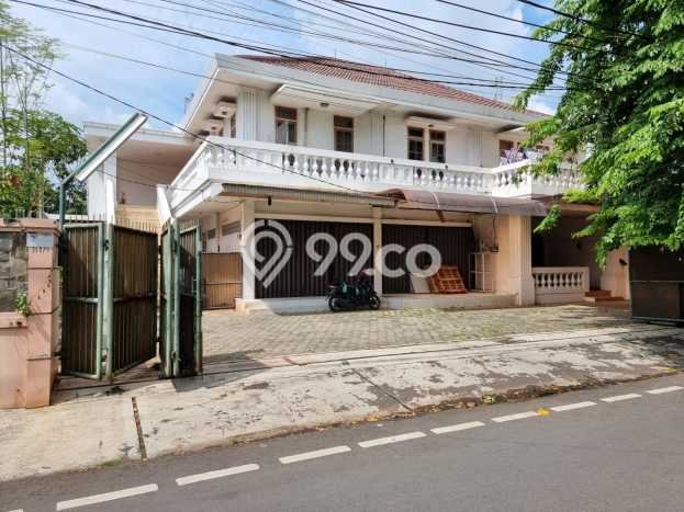 Dijual Rumah Premium dengan Fasilitas Sekitar Lengkap di Duren Sawit, Jakarta Timur Dijual Rumah Premium dengan Fasilitas Sekitar Lengkap di Duren Sawit, Jakarta Timur