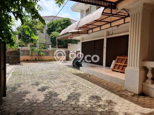 Dijual Rumah Premium dengan Fasilitas Sekitar Lengkap di Duren Sawit, Jakarta Timur Dijual Rumah Premium dengan Fasilitas Sekitar Lengkap di Duren Sawit, Jakarta Timur