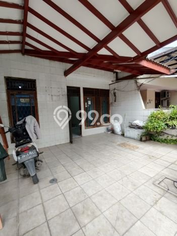Rumah Modern Cantik 5 KT Bisa Langsung Pindah di Kelapa Gading Rumah Modern Cantik 5 KT Bisa Langsung Pindah di Kelapa Gading