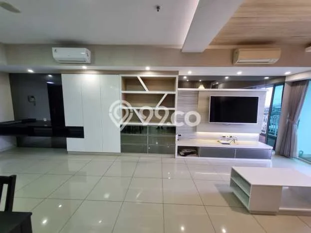 Apartemen Disewa Murah 3 KT / 2 KM di Kelapa Gading, Jakarta Utara Apartemen Disewa Murah 3 KT / 2 KM di Kelapa Gading, Jakarta Utara