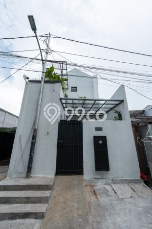 Jual Rumah Mewah Elegan Dengan View Cantik di Meruya, Jakarta Barat Jual Rumah Mewah Elegan Dengan View Cantik di Meruya, Jakarta Barat