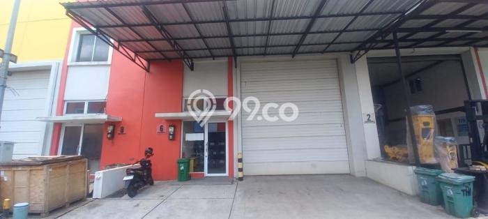 FOR SALE! Gudang di Cakung Jakarta Timur, LT 216m2, LB 192m2 FOR SALE! Gudang di Cakung Jakarta Timur, LT 216m2, LB 192m2
