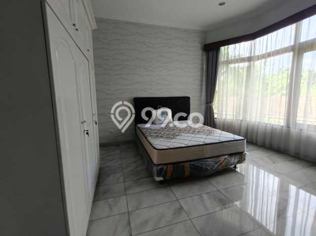 Rumah Bagus Siap Pakai Di TB Simatupang Luas 439m2 Lokasi Strategis Rumah Bagus Siap Pakai Di TB Simatupang Luas 439m2 Lokasi Strategis
