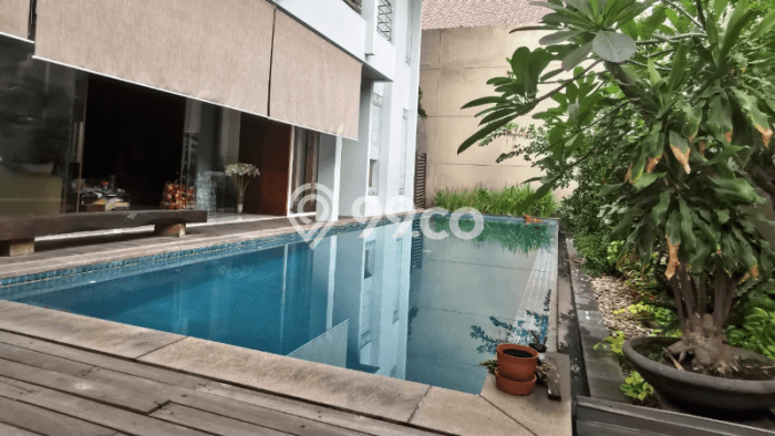 Rumah Elit LB 550m2 Siap Huni Desain Elegan di Pakuwon CIty, Surabaya Rumah Elit LB 550m2 Siap Huni Desain Elegan di Pakuwon CIty, Surabaya