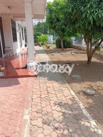Rumah Mewah LB 340m2 Siap Pakai Desain Elegan di Pakuwon Indah, Surabaya Rumah Mewah LB 340m2 Siap Pakai Desain Elegan di Pakuwon Indah, Surabaya