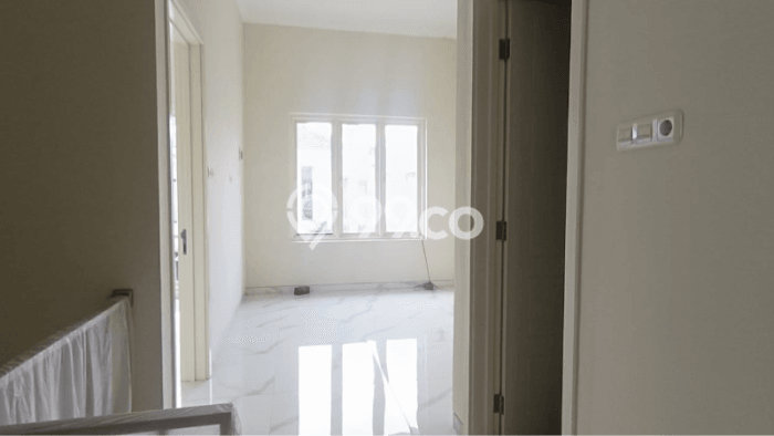 Rumah Luxury Modern Siap Huni di Pakuwon City Surabaya Rumah Luxury Modern Siap Huni di Pakuwon City Surabaya