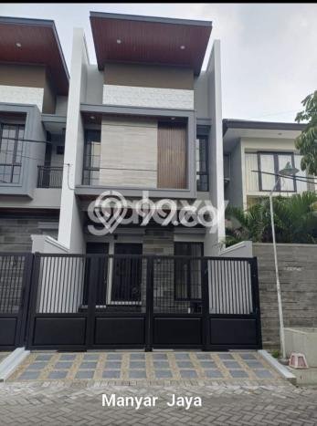 Jual Rumah Bagus Siap Huni LB 120m2 di Sukolilo, Surabaya Jual Rumah Bagus Siap Huni LB 120m2 di Sukolilo, Surabaya