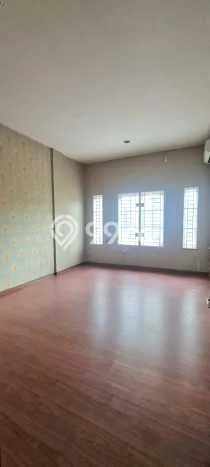Rumah Strategis di Medan Maimun, 2 KT, Lingkungan Tenang, Luas 48m² LB 107m² Rumah Strategis di Medan Maimun, 2 KT, Lingkungan Tenang, Luas 48m² LB 107m²