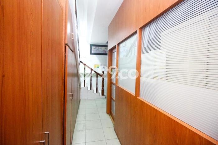 Ruko Kawasan Strategis Kawasan Medan Area, Luas 330m2m², Jalan Raya Ruko Kawasan Strategis Kawasan Medan Area, Luas 330m2m², Jalan Raya