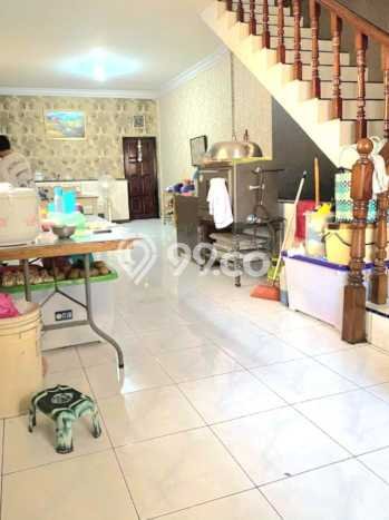 Ruko Bagus LT 88m2 LB 252m2 Dijual di Medan Area Medan Ruko Bagus LT 88m2 LB 252m2 Dijual di Medan Area Medan