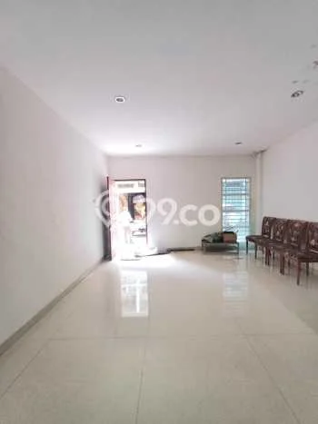 Siap Huni Rumah Mewah 4 Kamar di Medan Barat Dekat ke Mana Pun Siap Huni Rumah Mewah 4 Kamar di Medan Barat Dekat ke Mana Pun