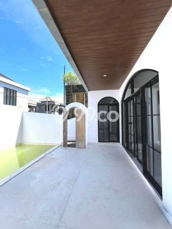 Rumah Modern 3 KT di Nusa Dua Badung Semi Furnished Rumah Modern 3 KT di Nusa Dua Badung Semi Furnished
