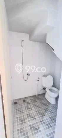 Rumah Strategis di Medan Maimun, 2 KT, Lingkungan Tenang, Luas 48m² LB 107m² Rumah Strategis di Medan Maimun, 2 KT, Lingkungan Tenang, Luas 48m² LB 107m²