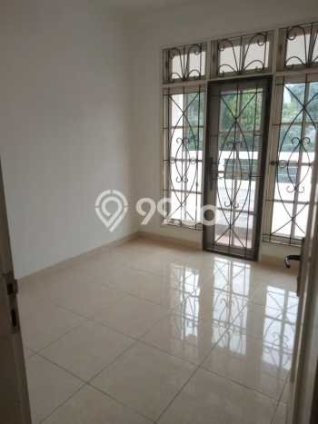 Rumah Modern 4 KT di Cibubur Bogor Rumah Modern 4 KT di Cibubur Bogor