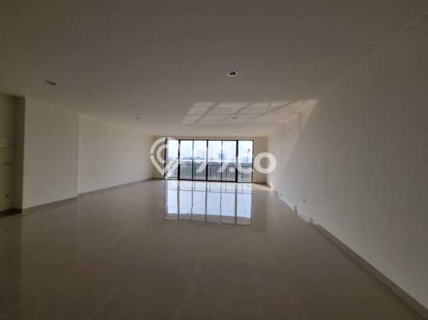 Ruko Lokasi Strategis di Pantai Indah Kapuk, Luas 360m², Mainroad Ruko Lokasi Strategis di Pantai Indah Kapuk, Luas 360m², Mainroad