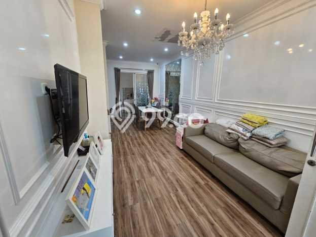 Jual Rumah Mewah Megah Dengan View Cantik di Pantai Indah Kapuk, Jakarta Utara Jual Rumah Mewah Megah Dengan View Cantik di Pantai Indah Kapuk, Jakarta Utara