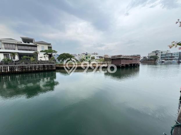 Rumah Idaman Keluarga! Rumah 2 Lantai di Pantai Mutiara, Jakarta Utara, Luas 425m² LB 1000m² Rumah Idaman Keluarga! Rumah 2 Lantai di Pantai Mutiara, Jakarta Utara, Luas 425m² LB 1000m²