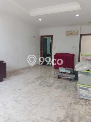 Ready to Use! Luxury House LT 327m2 Desain Elegan di Kedoya Ready to Use! Luxury House LT 327m2 Desain Elegan di Kedoya