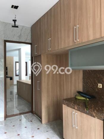 Rumah Luxury Modern Siap Huni di Villa Meruya Jakarta Barat Rumah Luxury Modern Siap Huni di Villa Meruya Jakarta Barat