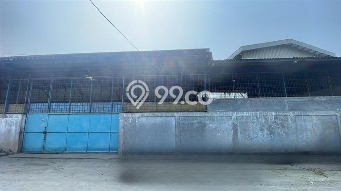 Gudang Dijual di Prime Area Jakarta Barat Luas 680m2 Gudang Dijual di Prime Area Jakarta Barat Luas 680m2