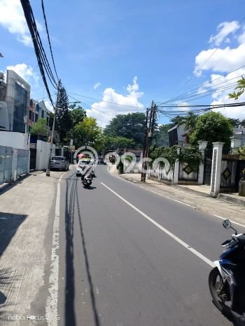 Ready to Use! Luxury House LT 482m2 Desain Elegan di Srengseng Ready to Use! Luxury House LT 482m2 Desain Elegan di Srengseng