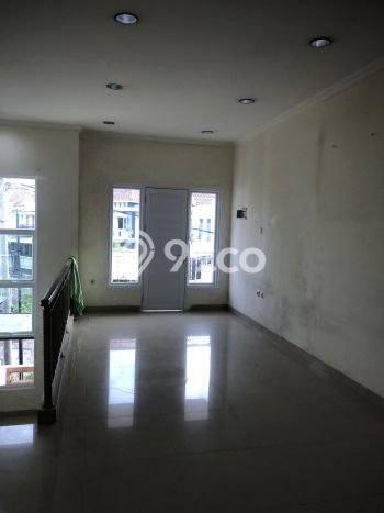 For Sale! Luxury House LT 144m2 Desain Elegan di Daan Mogot For Sale! Luxury House LT 144m2 Desain Elegan di Daan Mogot