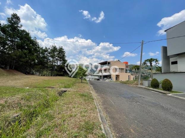Dijual Tanah 807m2 di Resor Dago Pakar, Bandung Dijual Tanah 807m2 di Resor Dago Pakar, Bandung