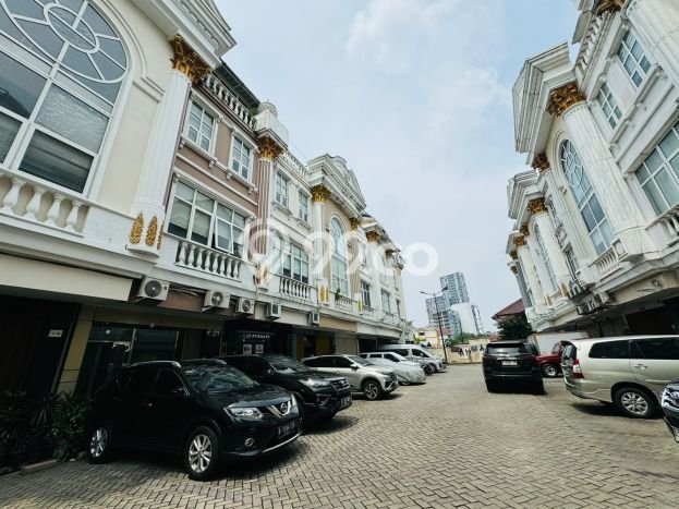Ruko Dijual di Tebet LT 63m2, LB 238m2 untuk Investasi Ruko Dijual di Tebet LT 63m2, LB 238m2 untuk Investasi