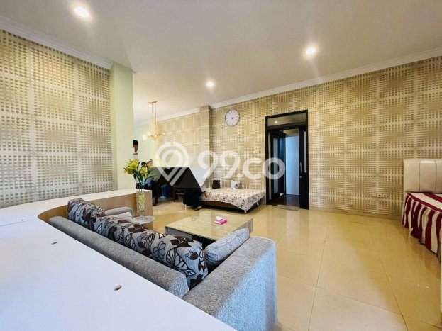 Jual Rumah Luas Megah Dengan View Cantik di Buah Batu, Bandung Jual Rumah Luas Megah Dengan View Cantik di Buah Batu, Bandung