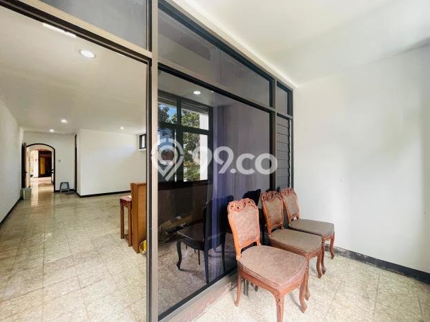Rumah Elit LB 250m2 Siap Pakai Desain Elegan di Riau, Bandung Rumah Elit LB 250m2 Siap Pakai Desain Elegan di Riau, Bandung