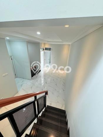 Rumah Modern 4 Kamar LT 92m2 di Pondok Kelapa Rumah Modern 4 Kamar LT 92m2 di Pondok Kelapa