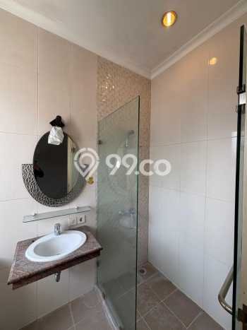 Ready to Use! Luxury House LT 124m2 Desain Modern di Pejaten Ready to Use! Luxury House LT 124m2 Desain Modern di Pejaten