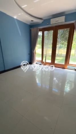 Rumah Elit LB 1000m2 Siap Pakai Desain Elegan di Batam Centre, Batam Rumah Elit LB 1000m2 Siap Pakai Desain Elegan di Batam Centre, Batam