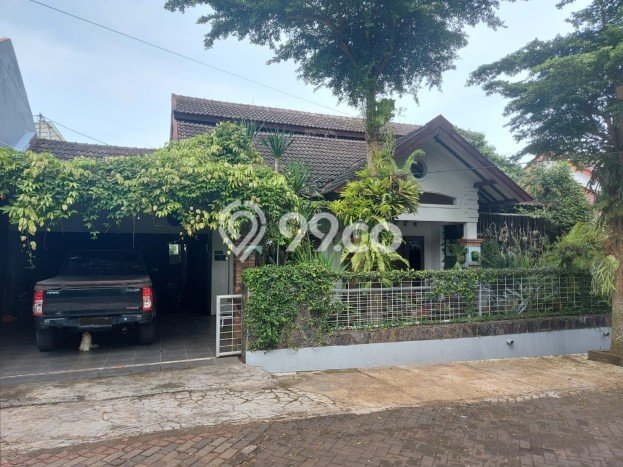 Dijual Rumah Premium dengan Fasilitas Sekitar Lengkap di Banyumanik, Semarang Dijual Rumah Premium dengan Fasilitas Sekitar Lengkap di Banyumanik, Semarang