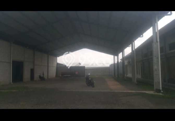 Gudang Dijual di Surakarta LT 3600m2 & LB 1000m2 Lokasi Terbaik! Gudang Dijual di Surakarta LT 3600m2 & LB 1000m2 Lokasi Terbaik!