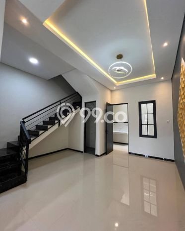 For Sale Rumah Mewah Exclusive di Rungkut, Surabaya For Sale Rumah Mewah Exclusive di Rungkut, Surabaya