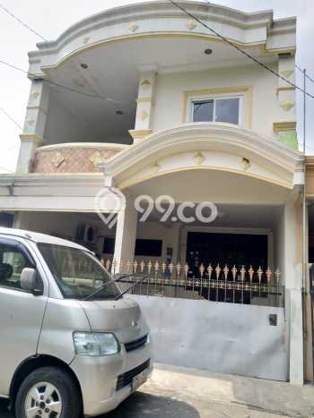 Rumah Strategis Modern Lb 149m2 di Waru, Sidoarjo Rumah Strategis Modern Lb 149m2 di Waru, Sidoarjo