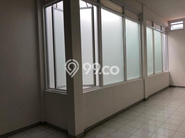 FOR RENT! Ruko di Pabean Cantikan Cocok untuk Bisnis 594m2 FOR RENT! Ruko di Pabean Cantikan Cocok untuk Bisnis 594m2