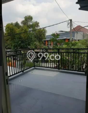 Lokasi terbaik! Rumah siap huni dikontrakkan di Gayungan LB 210m2 Lokasi terbaik! Rumah siap huni dikontrakkan di Gayungan LB 210m2