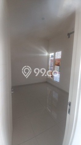 Dijual Cepat Rumah Bagus Siap Huni LB 130m2 di Rungkut, Surabaya Dijual Cepat Rumah Bagus Siap Huni LB 130m2 di Rungkut, Surabaya